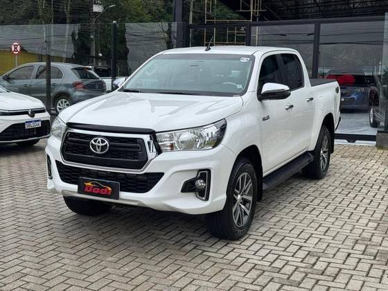 TOYOTA HILUX 2.8 SRV 4X4 CD 16V DIESEL 4P AUTOMÁTICO